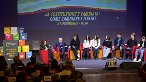 “Cari giovani, non sarà la politica a salvare il vostro 2050. Datevi da fare!”