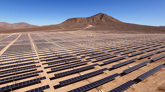 Iea: triplicare il rinnovabile al 2030 è possibile. Cina leader indiscussa del settore