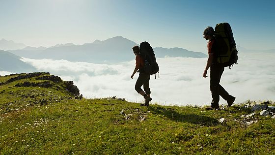 In fuga dal caldo e dall’iperconnessione: come stanno cambiando le vacanze