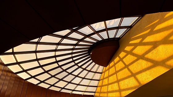 AI, clima e demografia: l’Ue adotta la Strategia sulla giustizia intergenerazionale