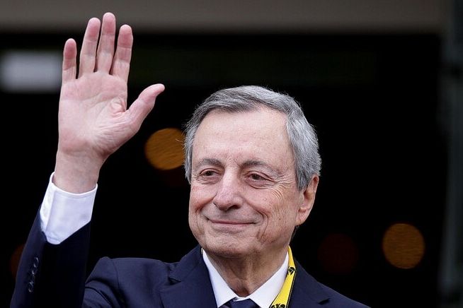 L’invito di Draghi per un’Europa più unita e più coraggiosa dopo il voltafaccia Usa
