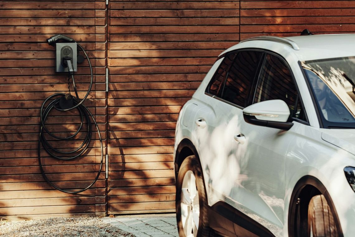 Ue: nonostante le visioni di retroguardia sui motori a scoppio, le auto elettriche li soppianteranno