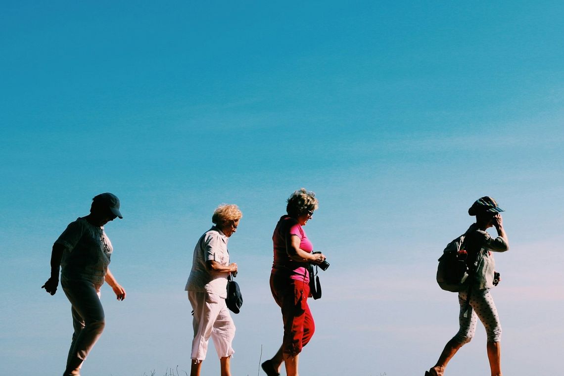 Quando il futuro ha i capelli bianchi: il volto nuovo dell’Italia che invecchia