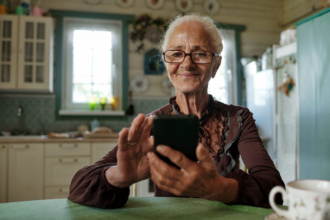 Cervelli over 65: la tecnologia diventa una palestra mentale 