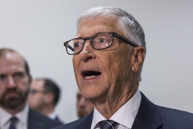 Il piano di Bill Gates per governare l’intelligenza artificiale