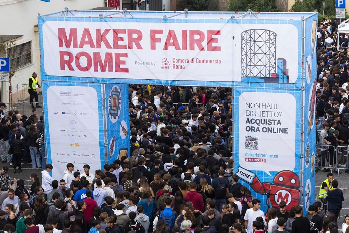 Robotica, AI inclusiva e computer fotonici: l’innovazione a Maker Faire Rome